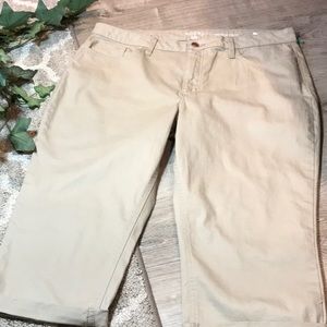 Riders by Lee~~Capris~🤎